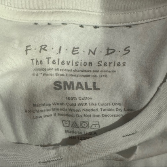 Friends shirt - Picture 7 of 7